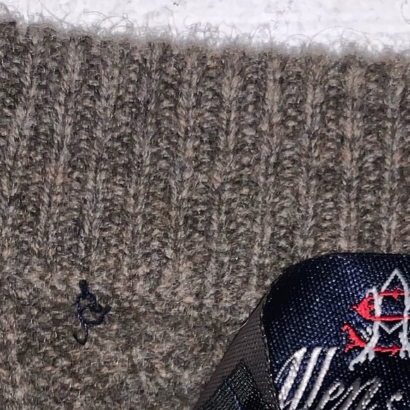 Vintage Allen Solly 💯% Cashmere Sweater - Picture 3 of 8